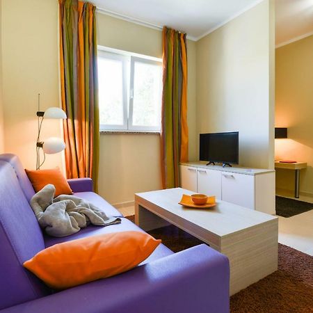 Cecilia Apartments Lun  Luaran gambar